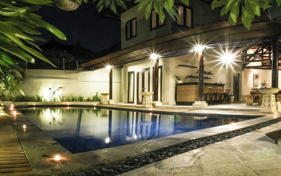 Kolam renang Gambar