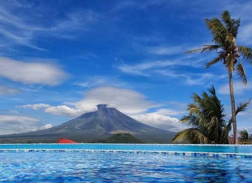 Kolam renang Gambar