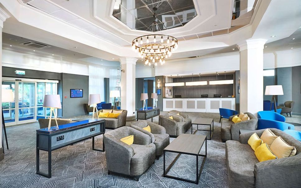 Balai Menunggu Gambar