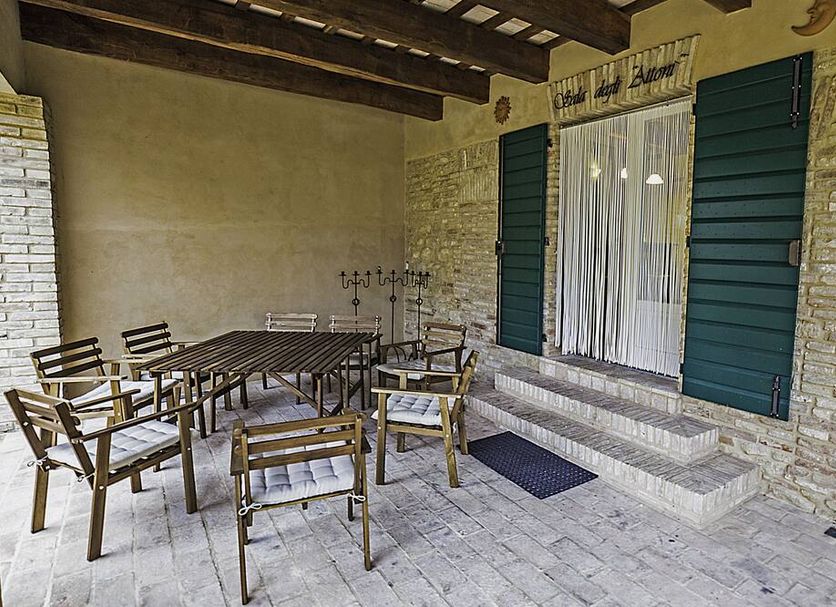 Patio Gambar