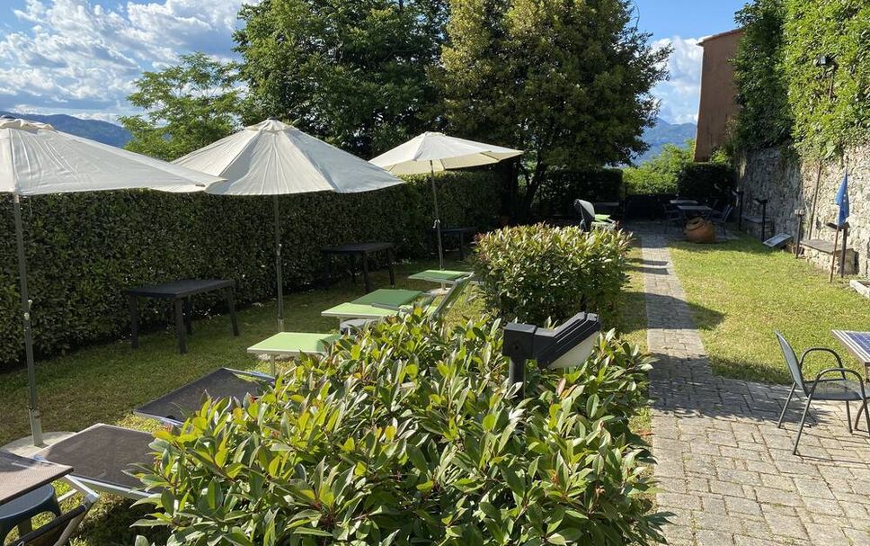 Patio Gambar