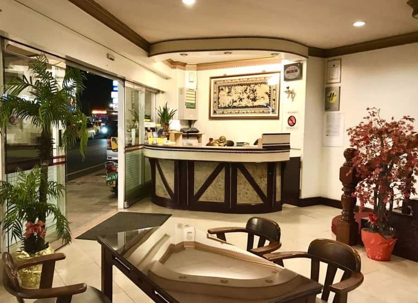 Meja Penyambut Tetamu Gambar