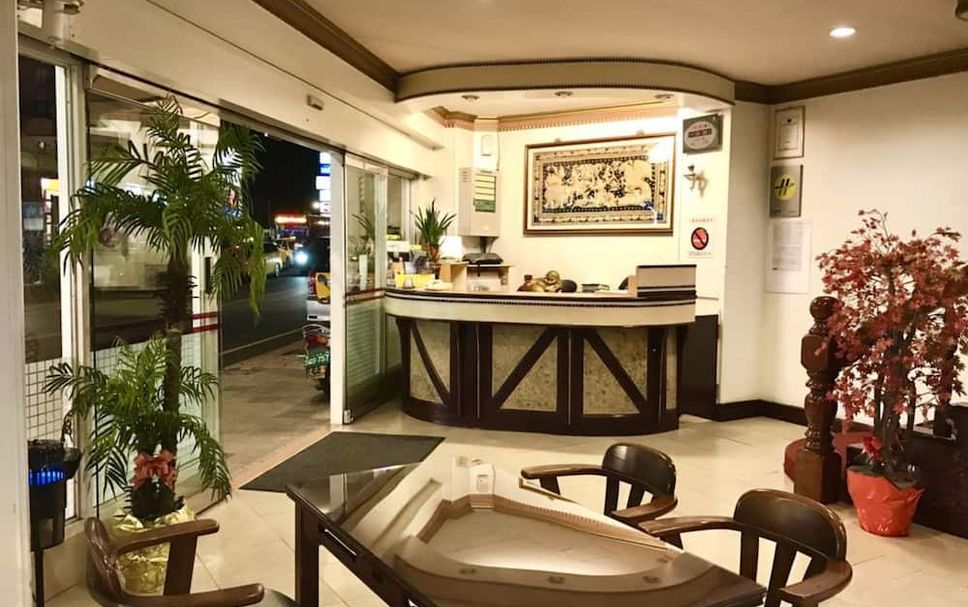 Meja Penyambut Tetamu Gambar