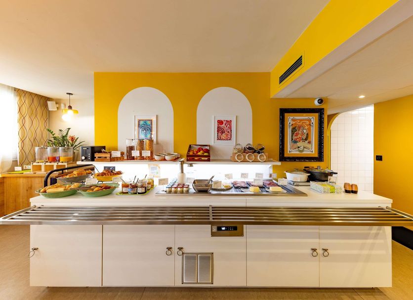 Buffet Gambar