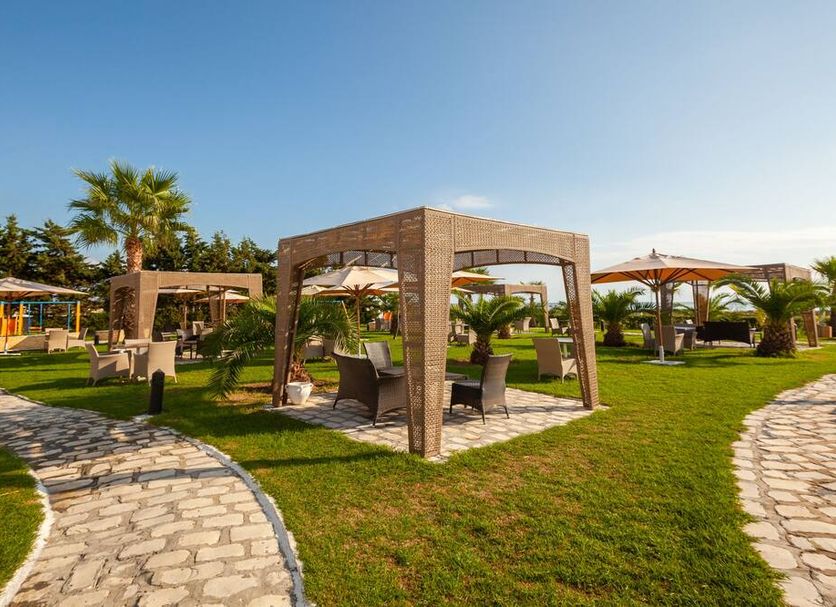 Patio Gambar