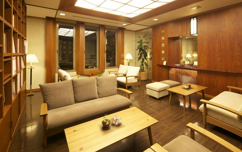 Balai Menunggu Gambar