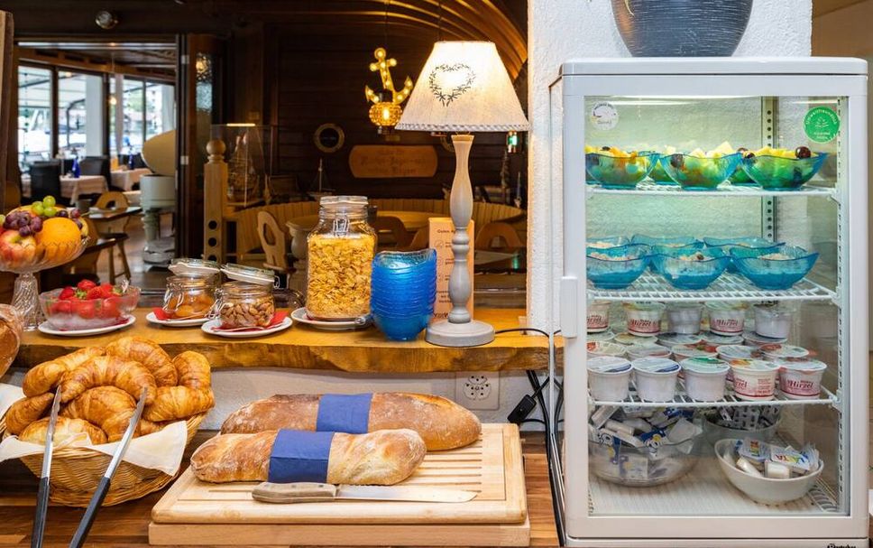 Buffet Gambar