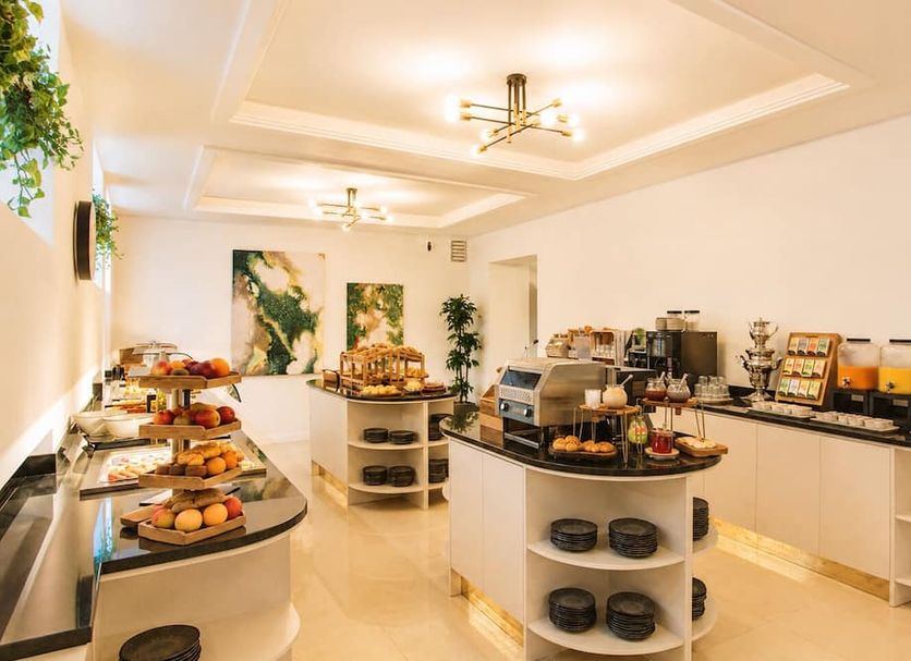 Buffet Gambar
