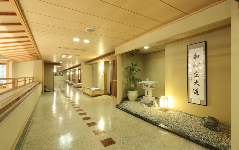 hallway Gambar
