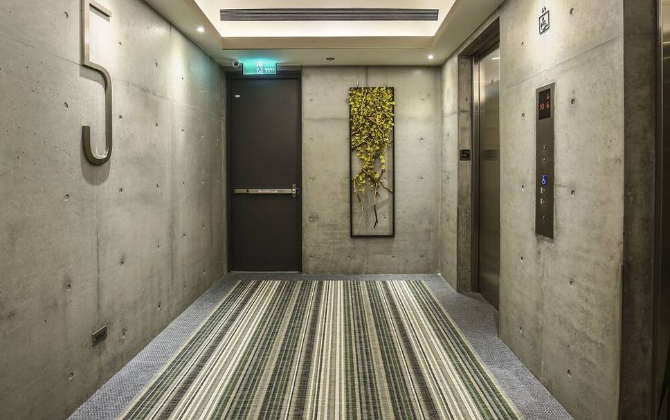 hallway Gambar