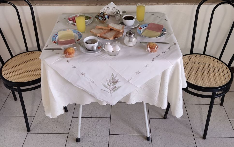 Ruang Makan Gambar