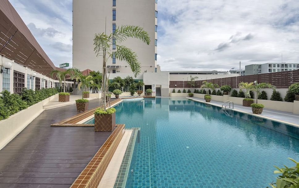 Kolam renang Gambar
