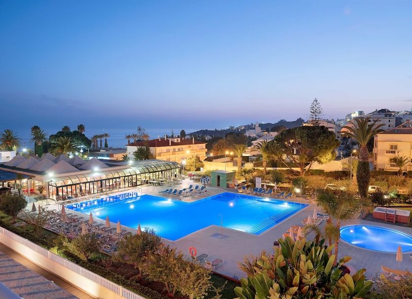 Kolam renang Gambar