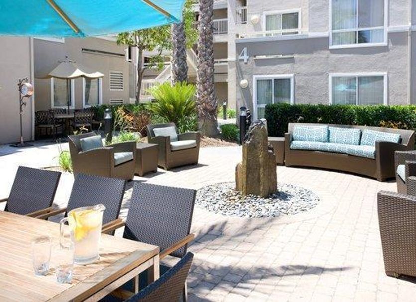 Patio Gambar