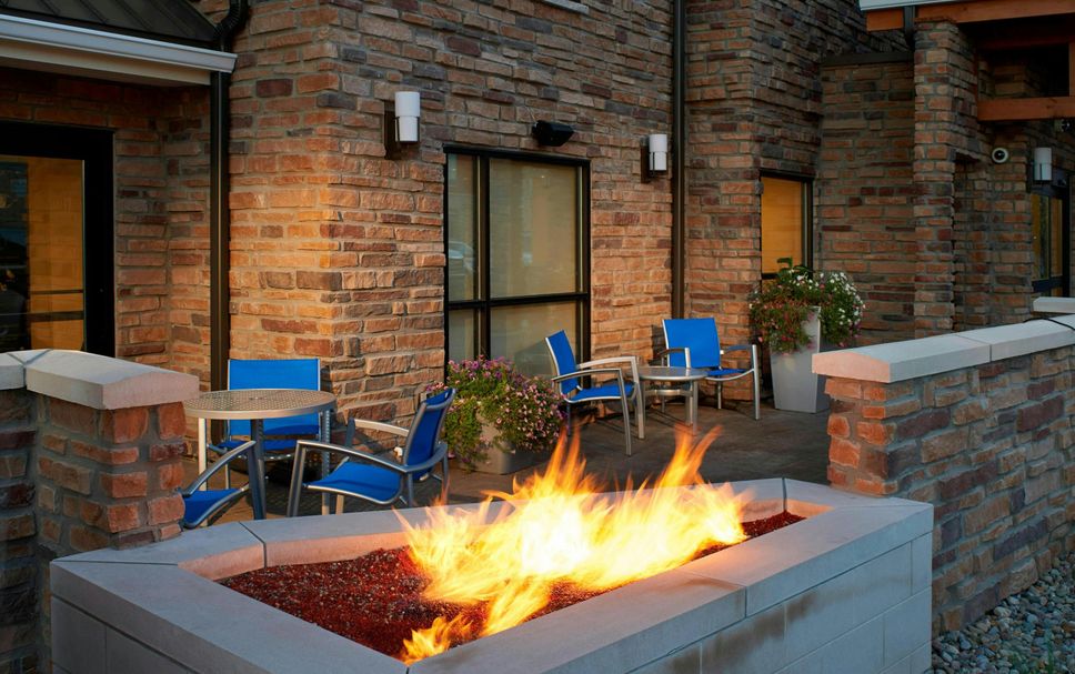 Patio Gambar