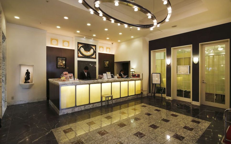 Meja Penyambut Tetamu Gambar