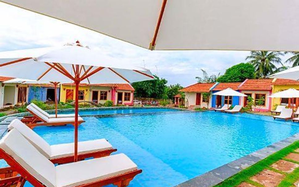 Kolam renang Gambar