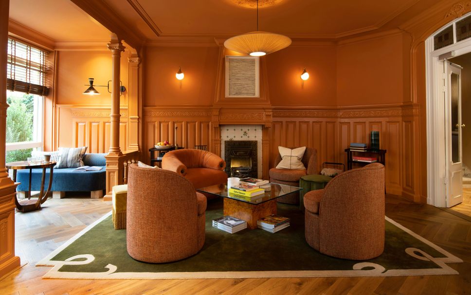 Balai Menunggu Gambar