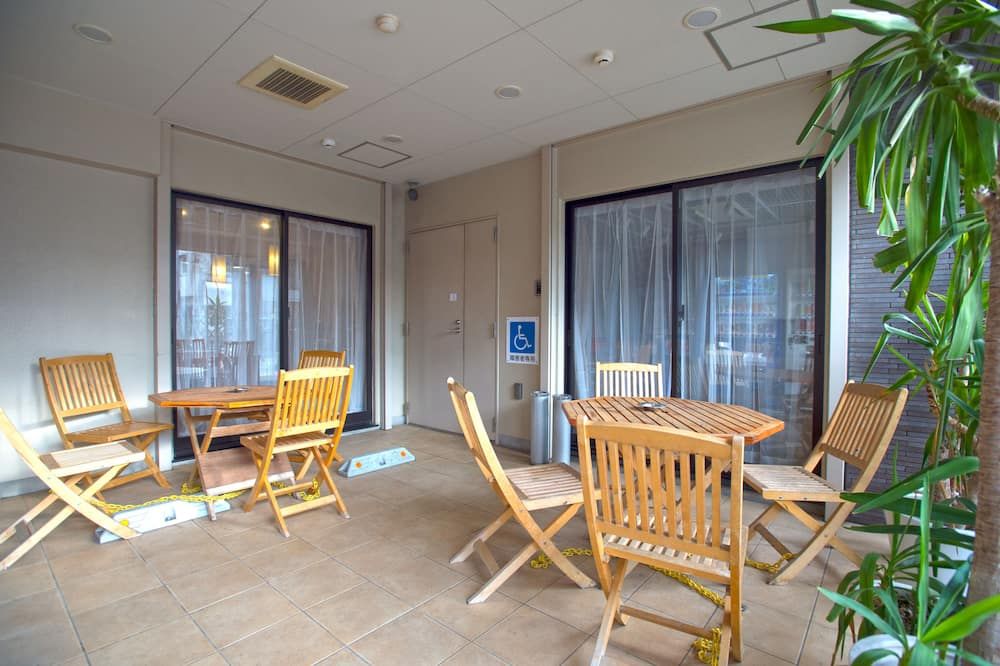 Patio Gambar