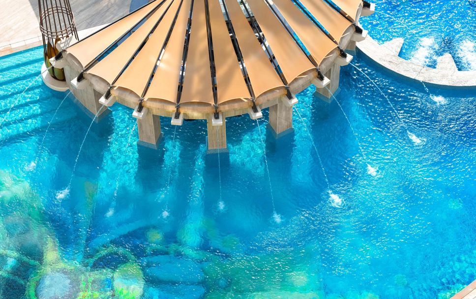 Kolam renang Gambar