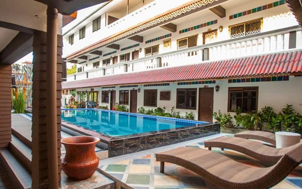 Kolam renang Gambar