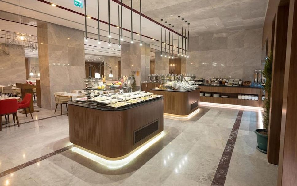 Buffet Gambar