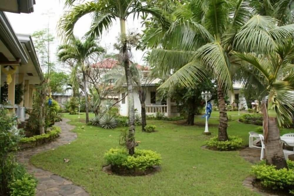 Pemandangan luar