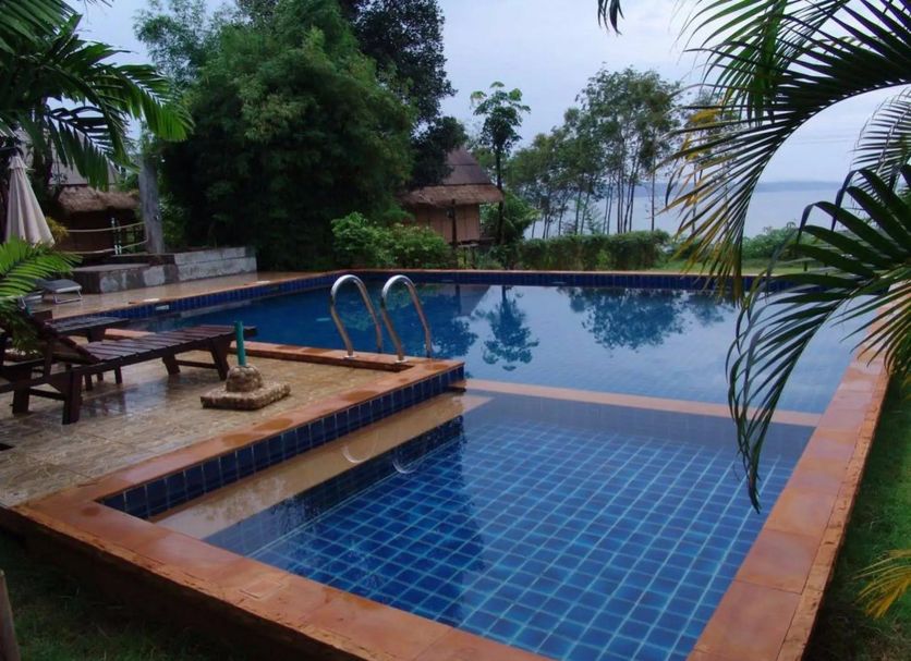 Kolam renang Gambar