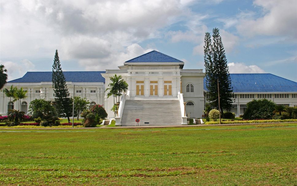 Bangunan Gambar