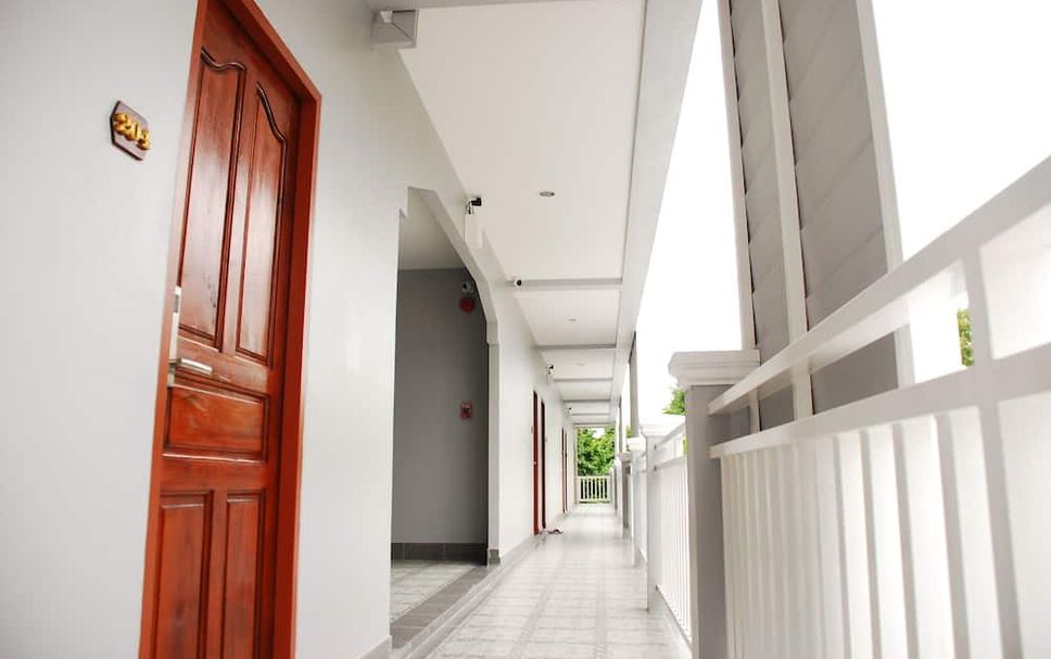 hallway Gambar