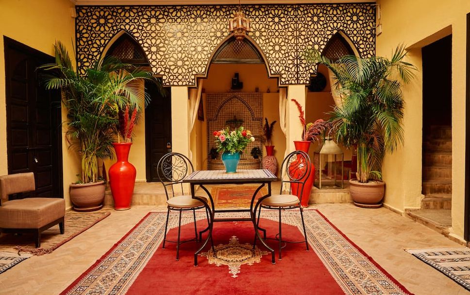 Patio Gambar