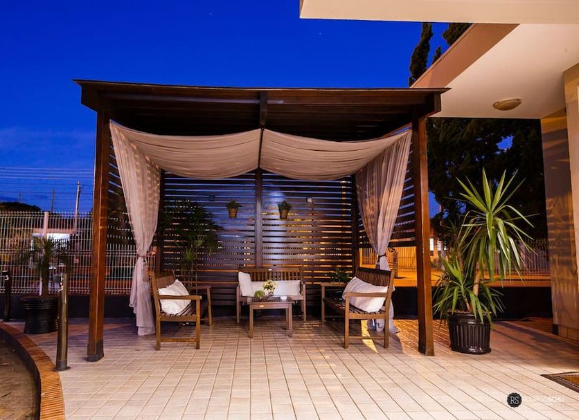 Patio Gambar