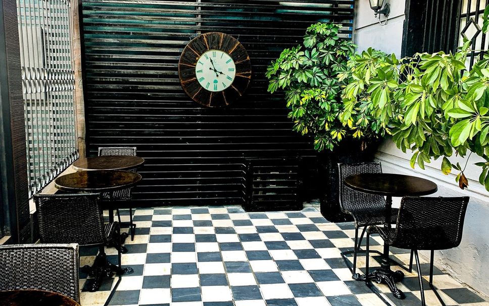 Patio Gambar