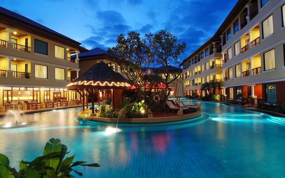 Kolam renang Gambar