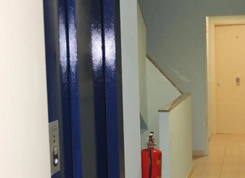 hallway Gambar
