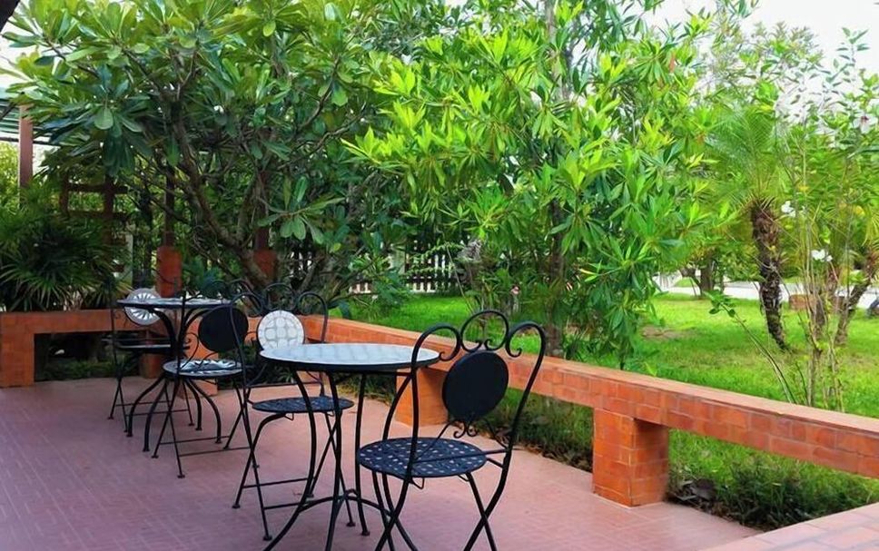Patio Gambar