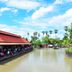 Pemandangan luar