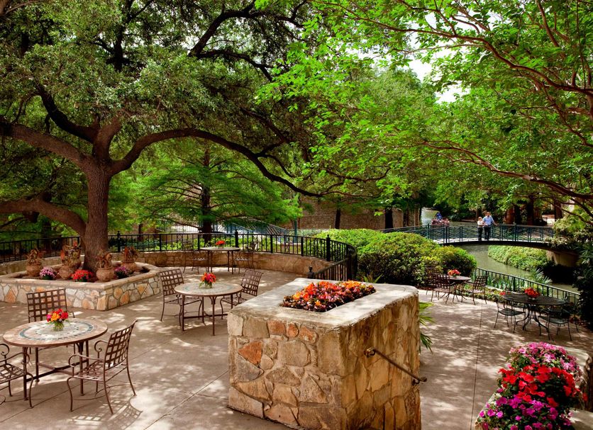 Patio Gambar