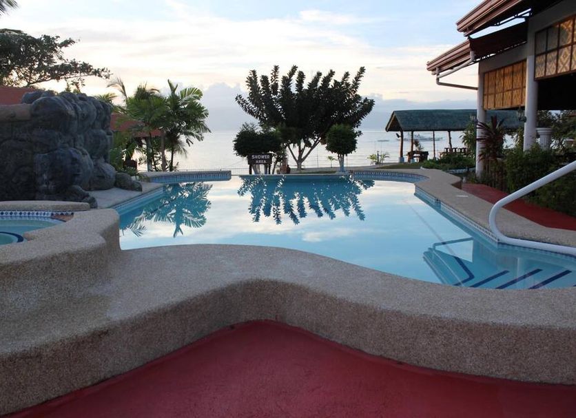 Kolam renang Gambar