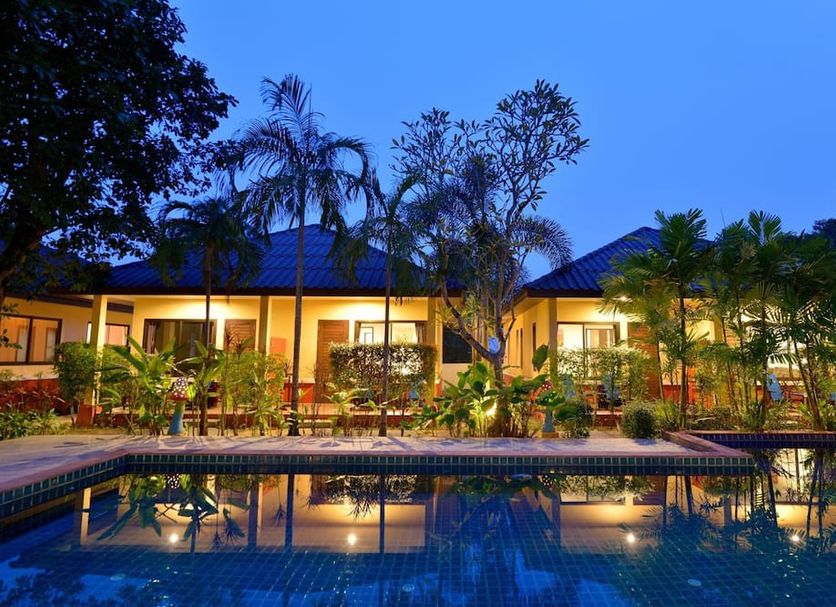 Kolam renang Gambar