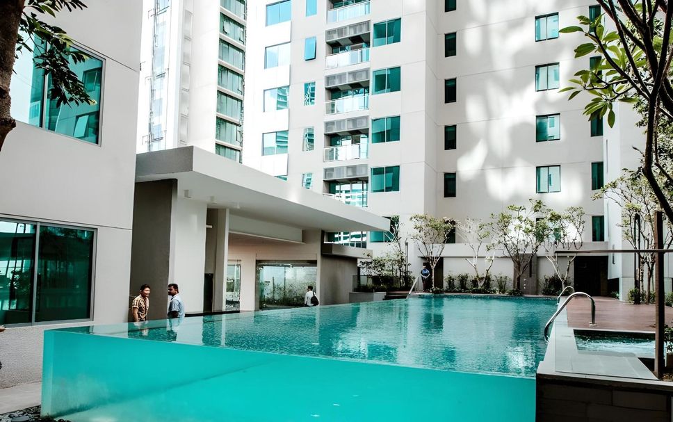 Kolam renang Gambar