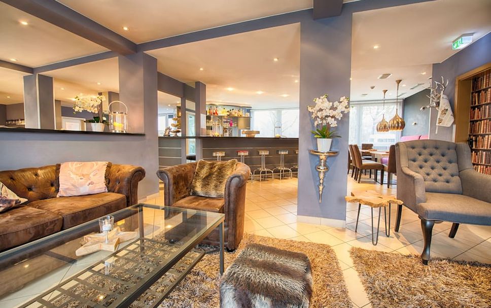 Balai Menunggu Gambar