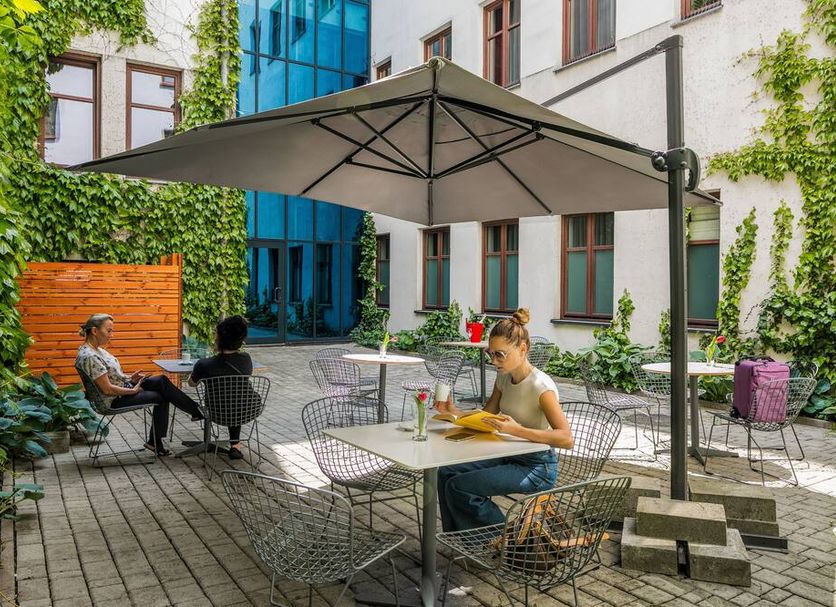 Patio Gambar