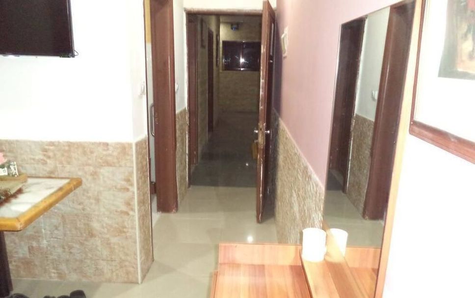 hallway Gambar