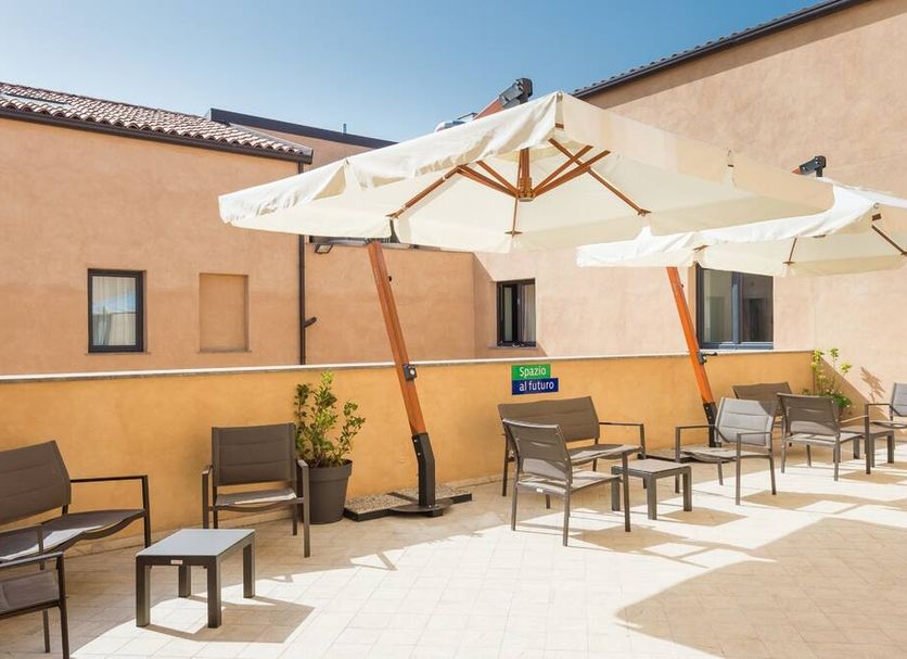 Patio Gambar