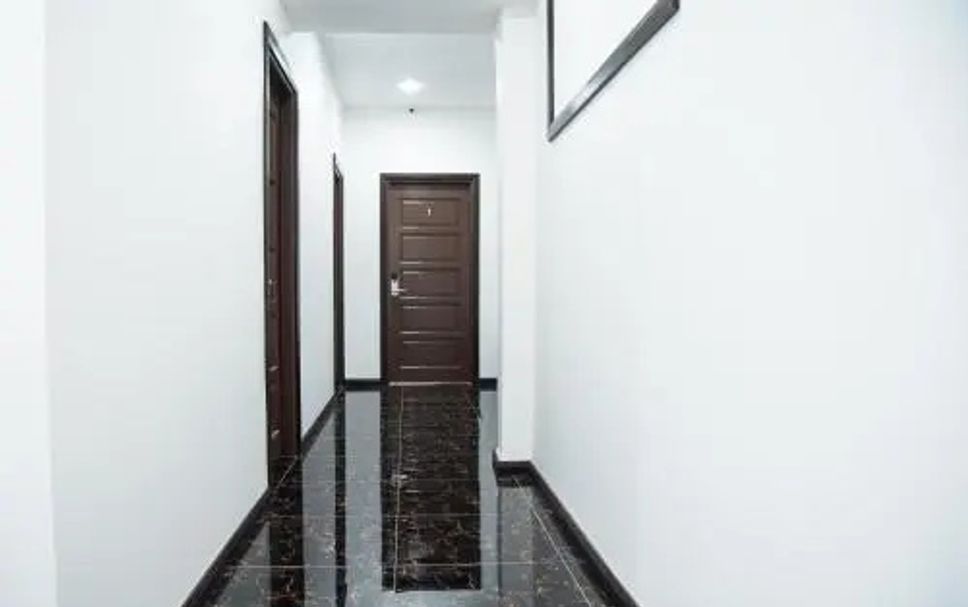 hallway Gambar
