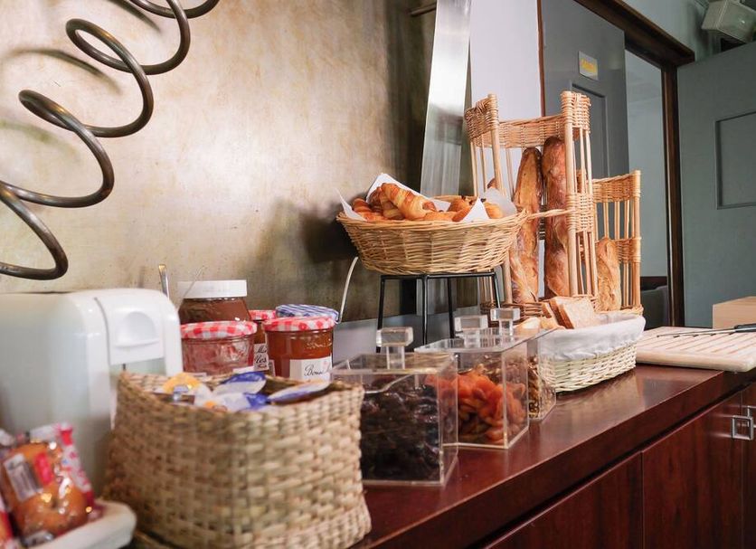 Buffet Gambar