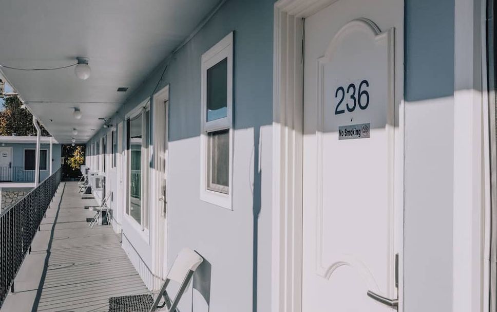 hallway Gambar