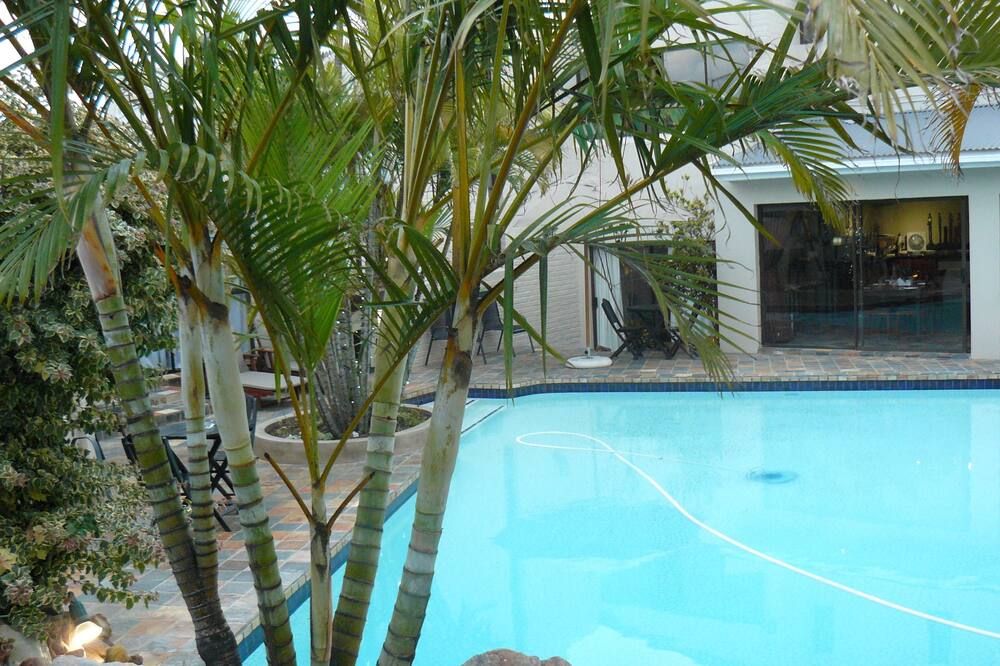 Kolam renang