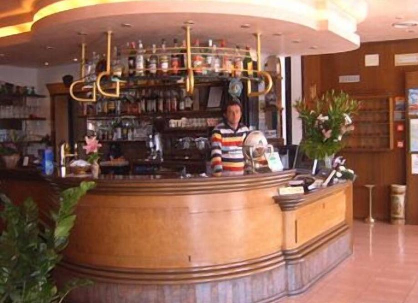 Bar Gambar